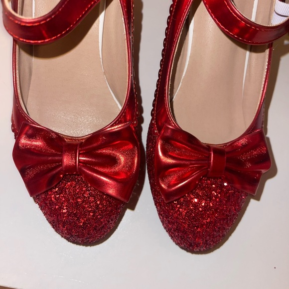Red Glitter Heels with Bow - Picture 5 of 8